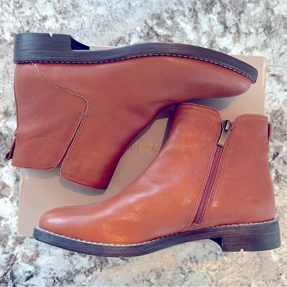 FRANCO SARTO Marcus Bootie Cognac Caramel Brown Leather Chelsea 8.5 New in Box